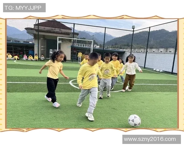 与足球明星的孩子亲密接触感受他们的成长与梦想